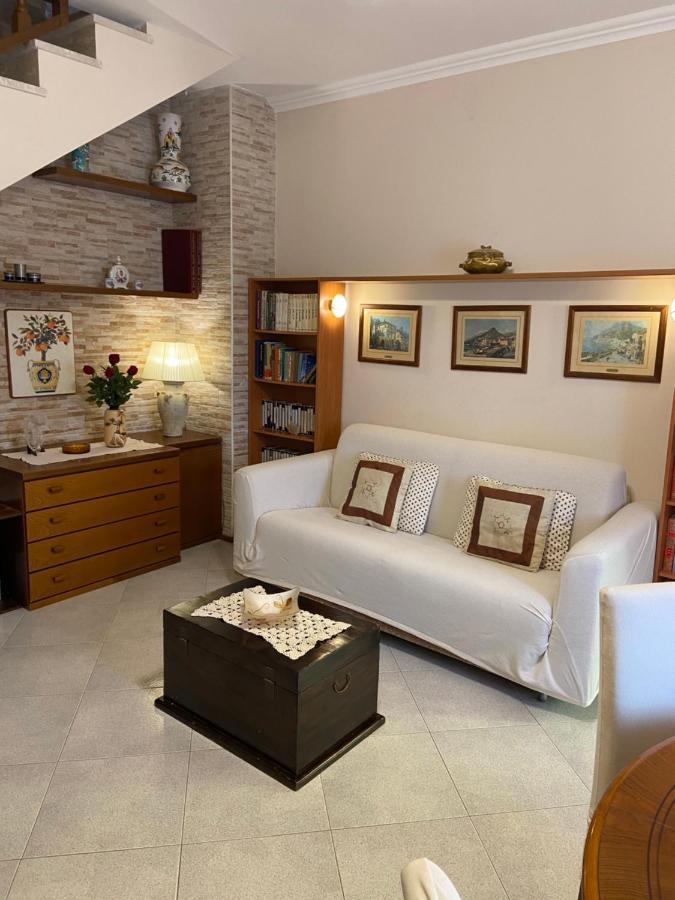 Aparthotel Residenza Antico Borgo del Pozzo Tramonti Esterno foto