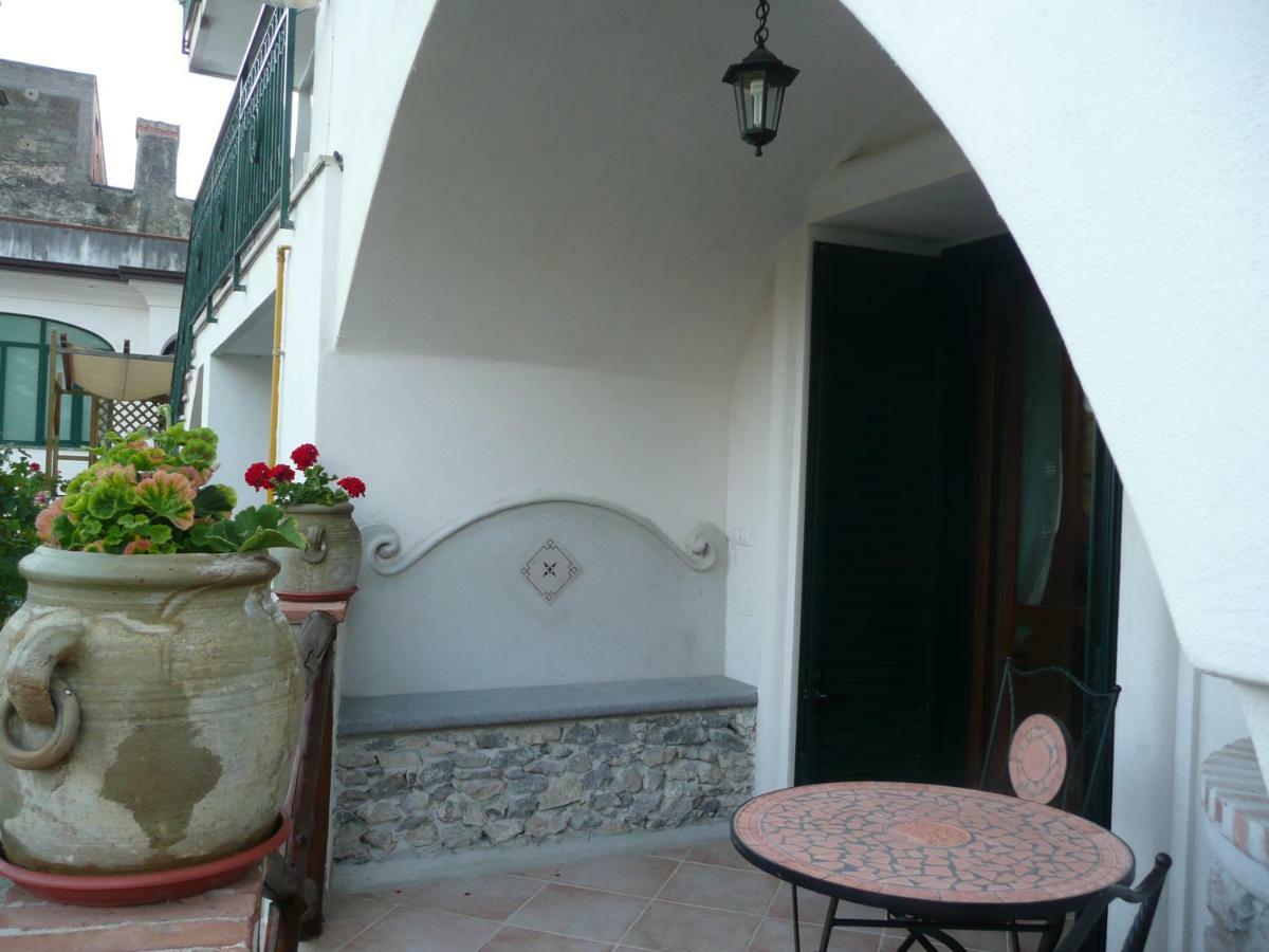 Aparthotel Residenza Antico Borgo del Pozzo Tramonti Esterno foto